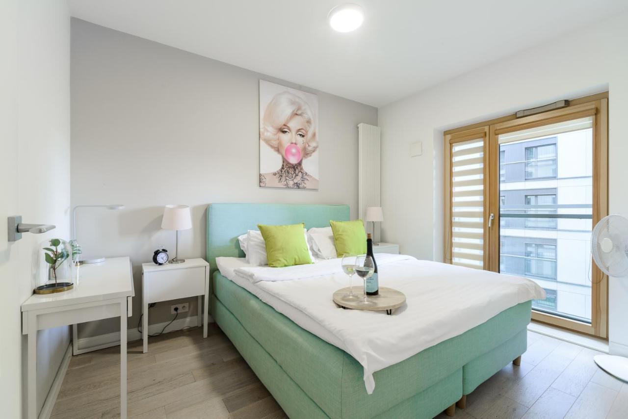 Lumina Luxury Apartments In Mennica Residence Varsovie Extérieur photo